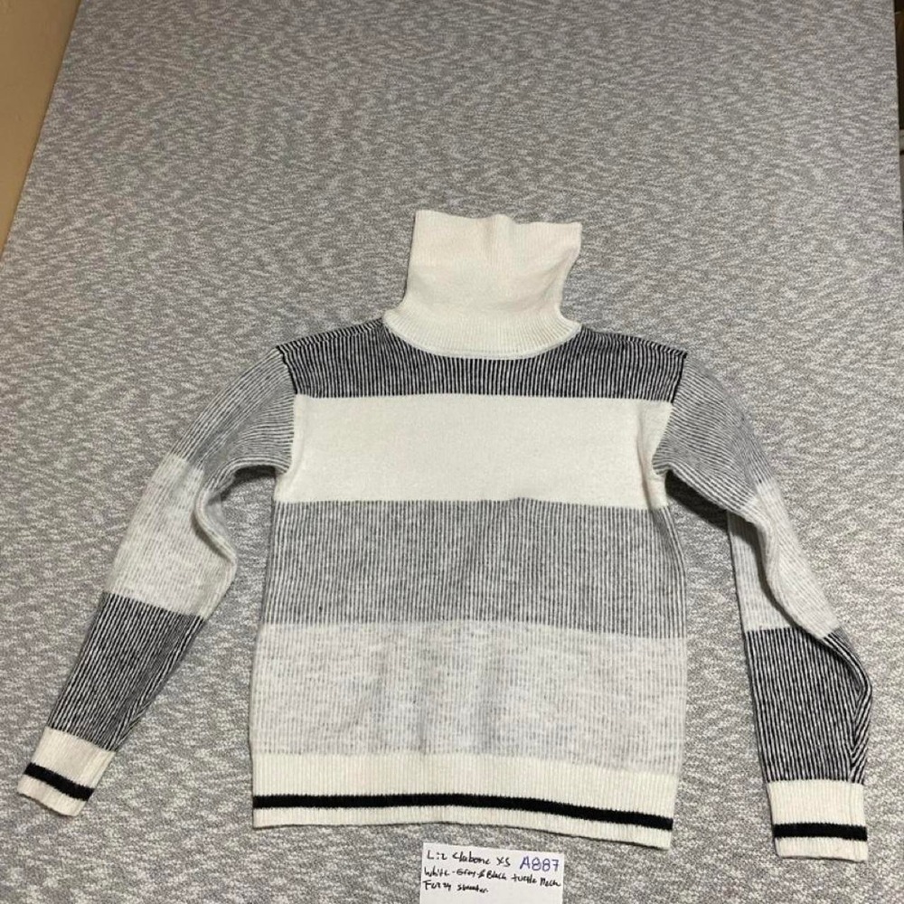 Liz Claiborne White and Gray Striped Turtleneck Sweater